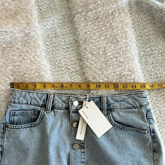 Y imoso Denim distressed Jean skirt, button up front, size 10, NWT - Picture 7 of 8